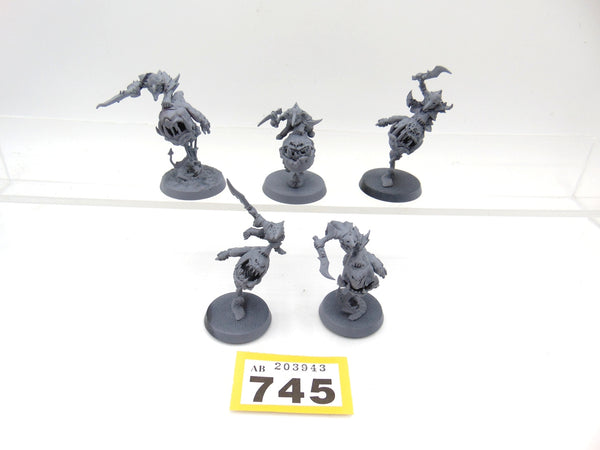 Squig Hoppers