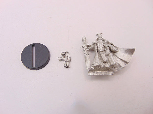 Ordo Malleus Inquisitor with Combi-Weapon