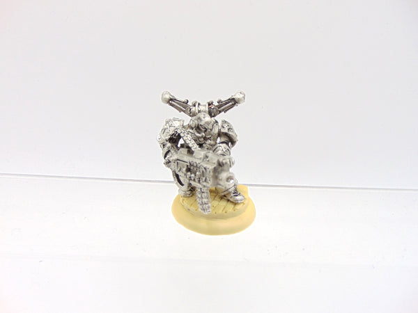 Chaos Space Marine with Heavy Bolter