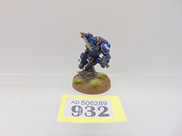 Primaris Lieutenant in Reiver Armour