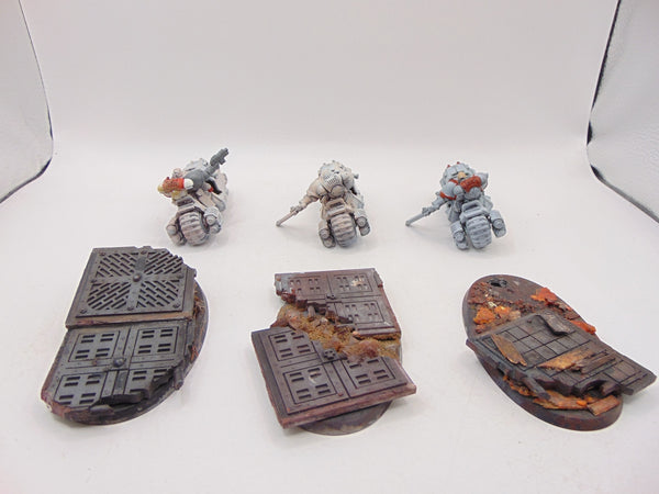 Outriders