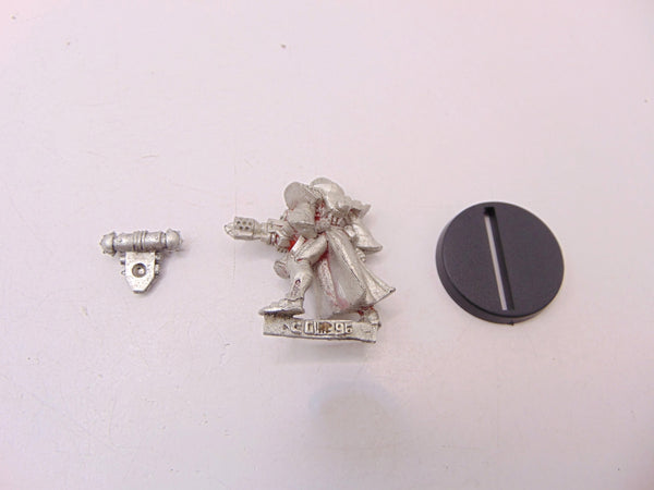 Battle Sister with Flamer