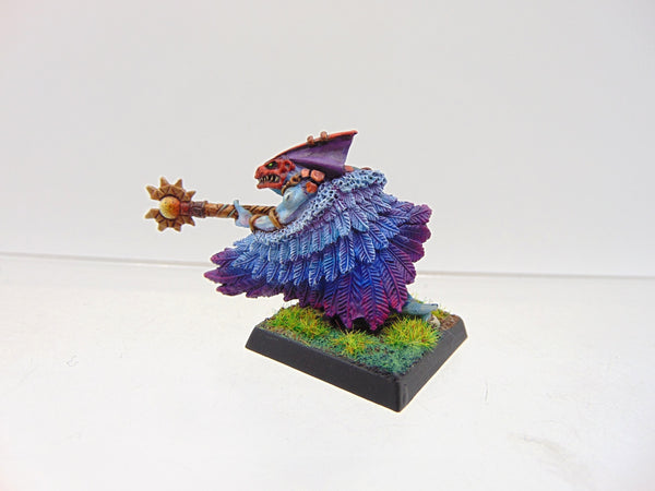 Skink Priest with Feathered Cloak