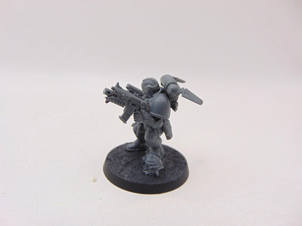 Primaris Lieutenant in Reiver Armour