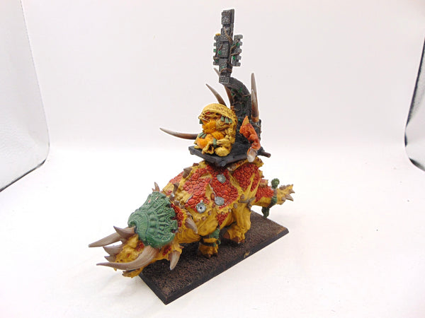 Slann Mage Priest on Stegadon / Lord Mazdamundi Conversion