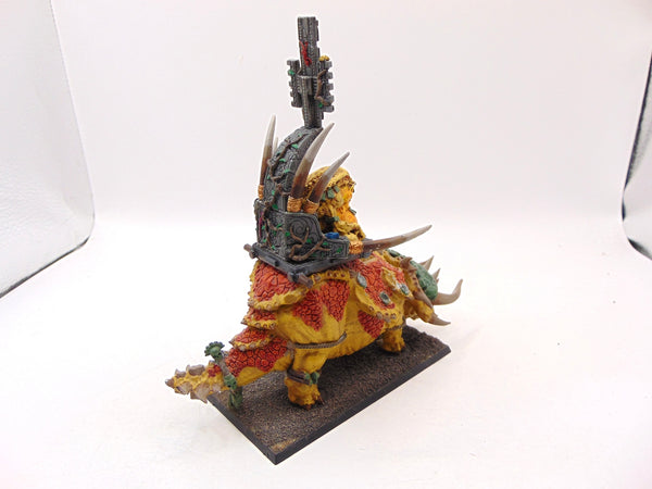 Slann Mage Priest on Stegadon / Lord Mazdamundi Conversion