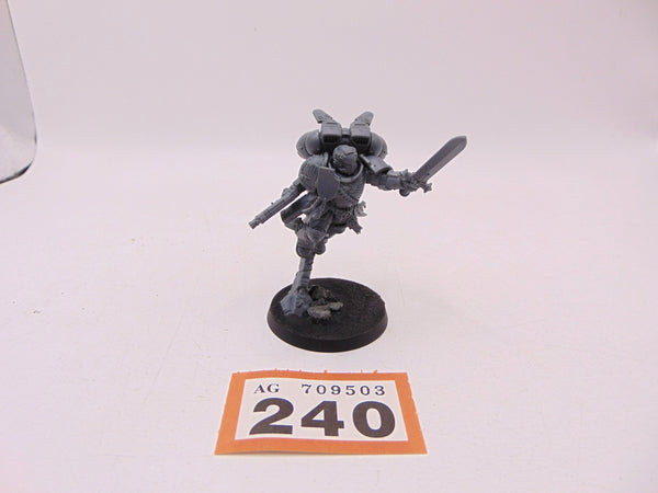 Primaris Captain with Jump Pack