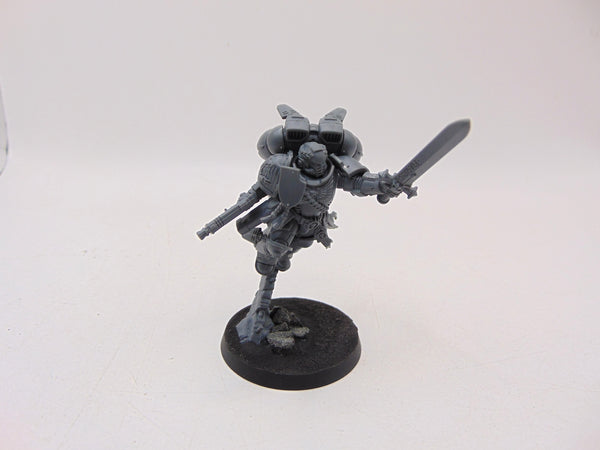 Primaris Captain with Jump Pack