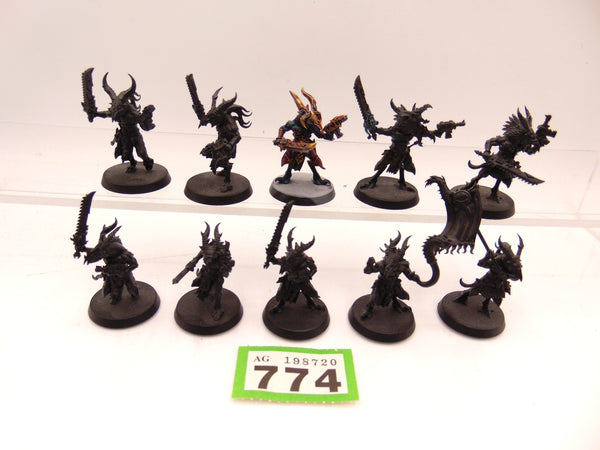 Tzaangor with Chainswords