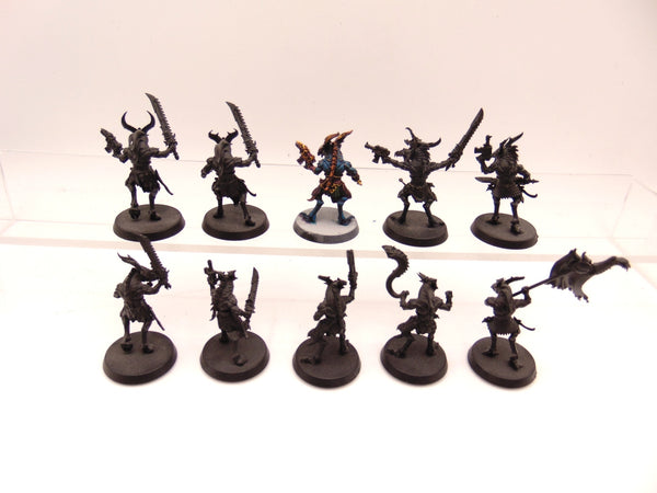 Tzaangor with Chainswords