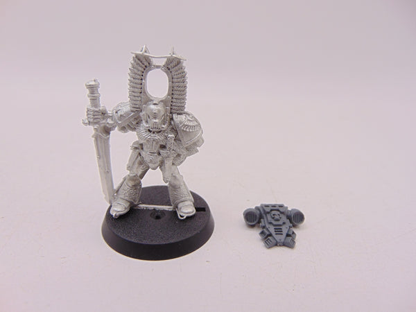 Dark Angels Captain
