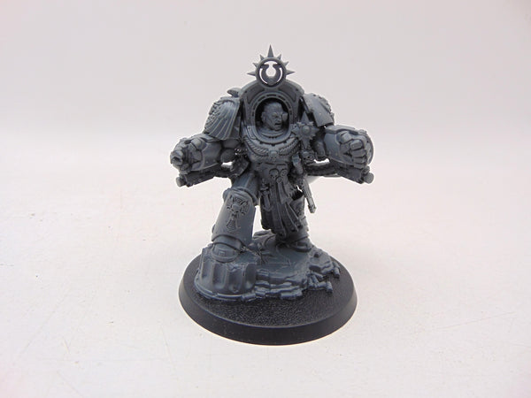Marneus Calgar in Armour of Antilochus