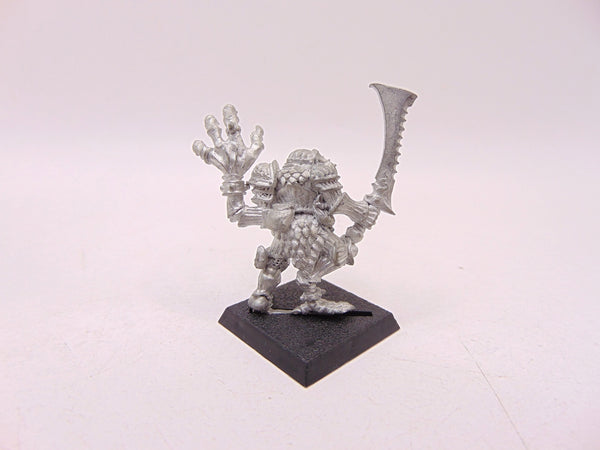 Champion of Tzeentch with Pink Horror Arm & Sword