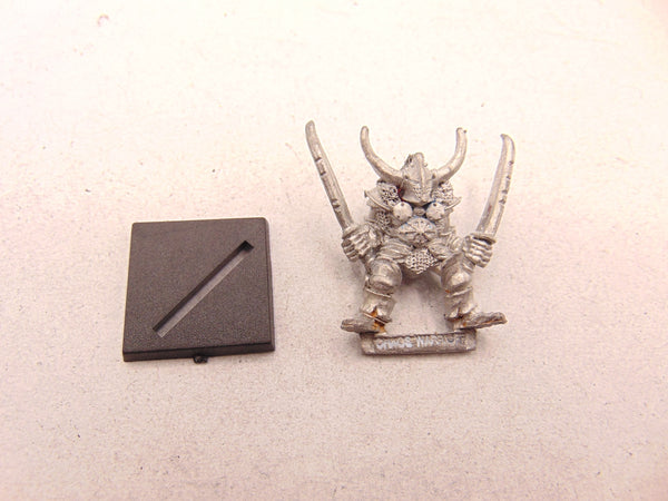 CH3 Chaos Champions Scathor Two-Blades