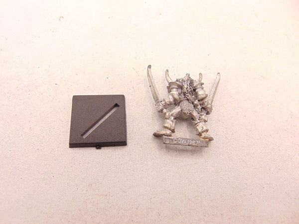 CH3 Chaos Champions Scathor Two-Blades
