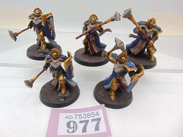 Sequitors