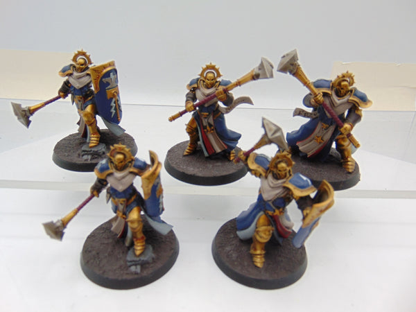 Sequitors