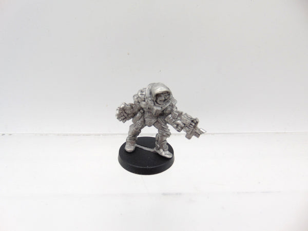 Imperial Inquisitor with Glove and Combi Weapon