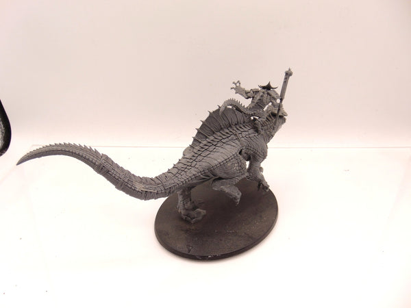 Saurus Oldblood on Carnosaur