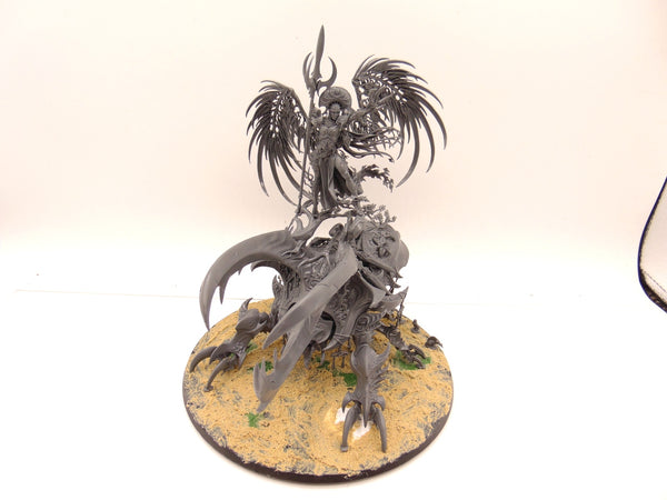 Alarielle the Everqueen