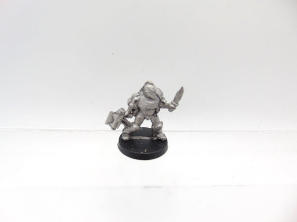 Space Marine Scout with Bolt Pistol and Combat Knife