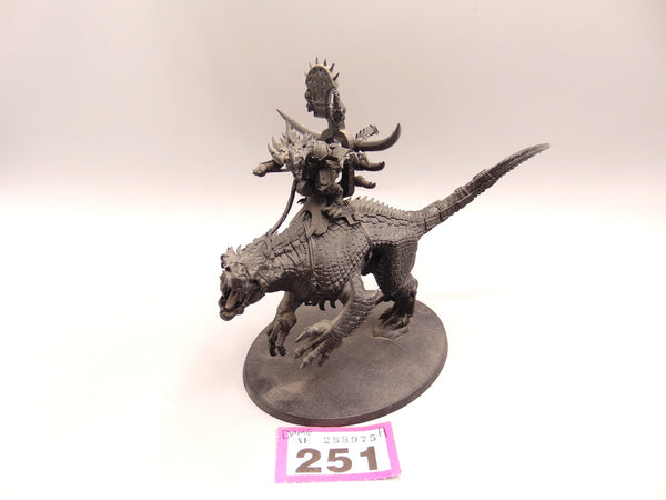Saurus Oldblood / Kroq Gar on Carnosaur