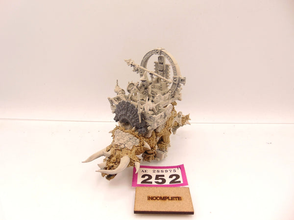 Ancient Stegadon / Engine of the Gods