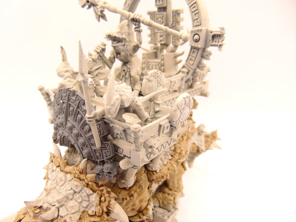 Ancient Stegadon / Engine of the Gods