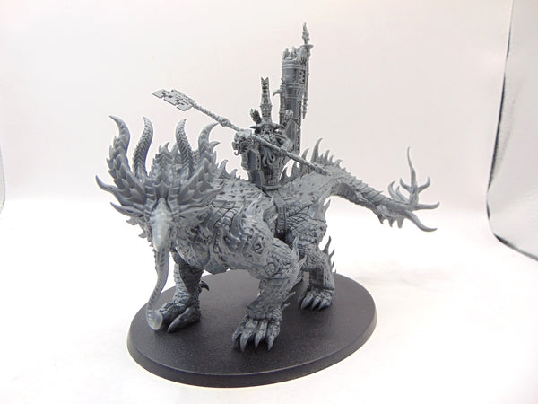 Auric Runefather on Magmadroth