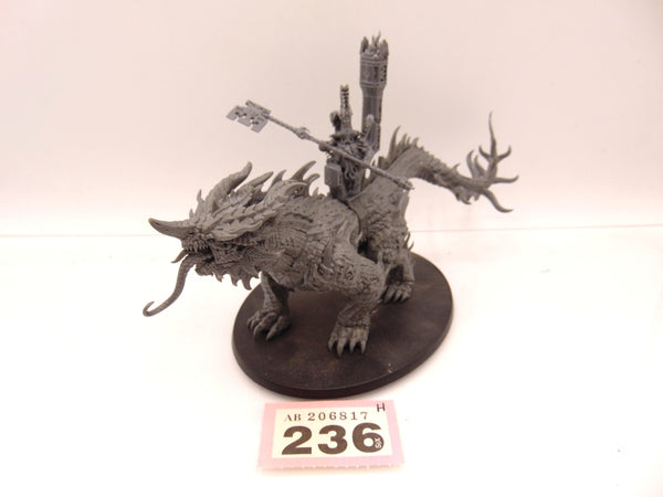 Auric Runefather on Magmadroth