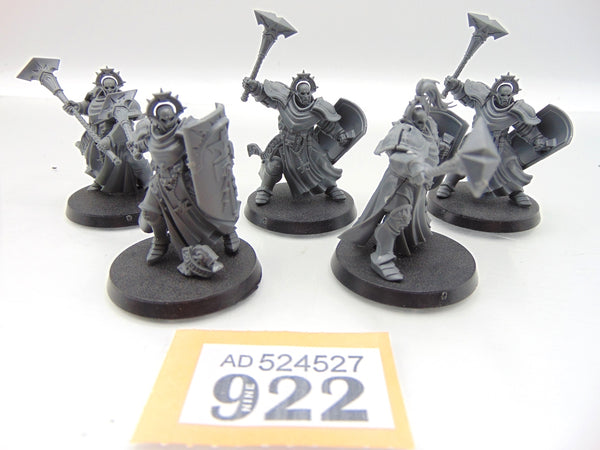 Sequitors