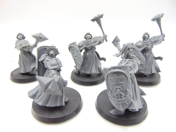 Sequitors