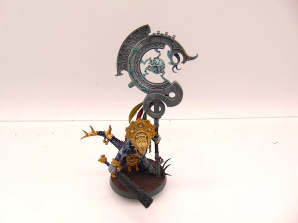 Saurus Astrolith Bearer