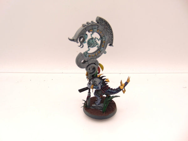 Saurus Astrolith Bearer