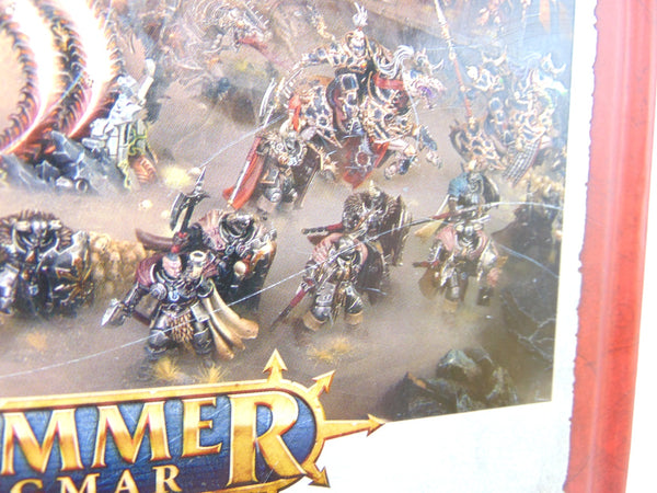 Slaves To Darkness - 4th Edition Battletome