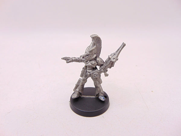 Space Elf Commander Avele Swifteye