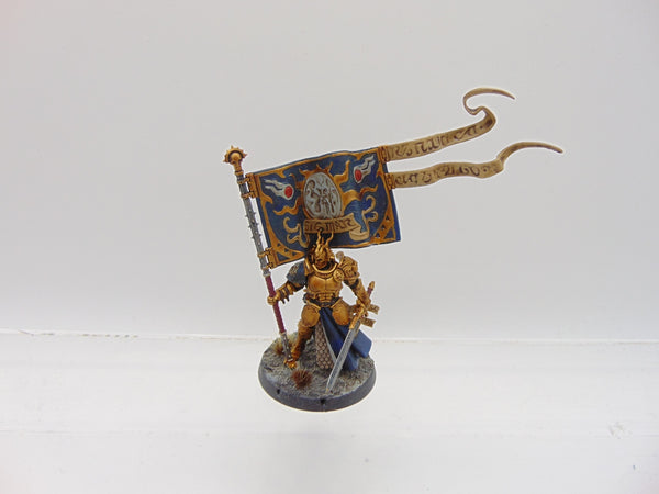 Knight Vexillor with Banner of Apotheosis