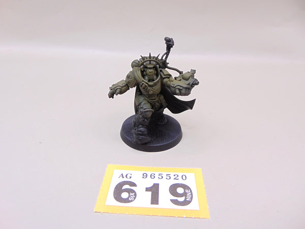 Primaris Captain in Gravis Armour