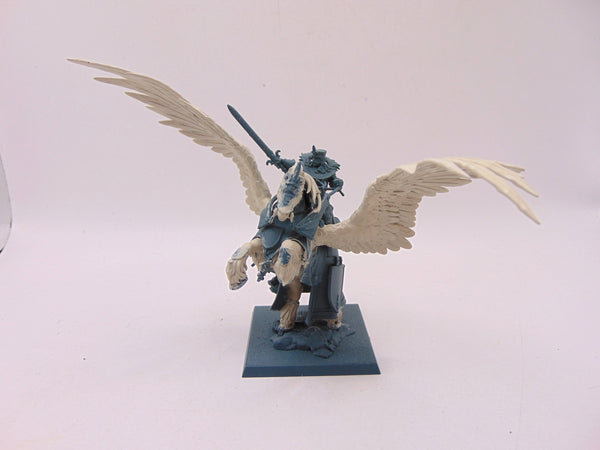 Bretonnian Lord on Royal Pegasus