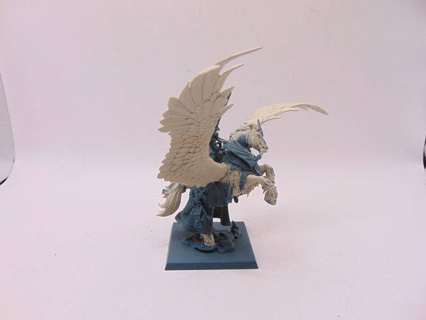 Bretonnian Lord on Royal Pegasus