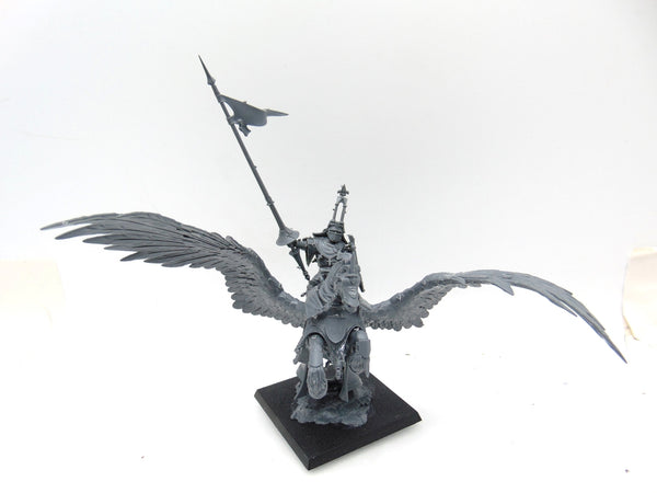 Bretonnian Lord on Royal Pegasus