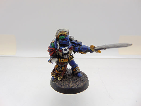 Blade of Ultramar Honour Guard Standard & Champion