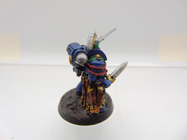 Blade of Ultramar Honour Guard Standard & Champion