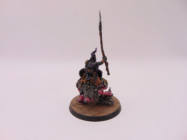 Night Goblin Boss on Giant Cave Squig