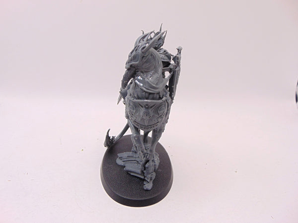 Lord Vigilant on Gryph-stalker