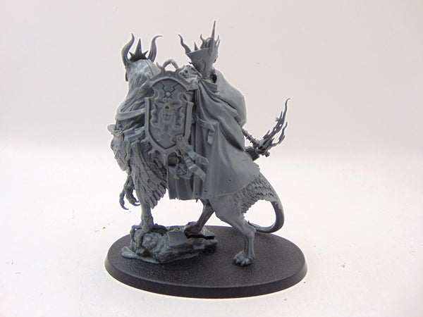 Lord Vigilant on Gryph-stalker