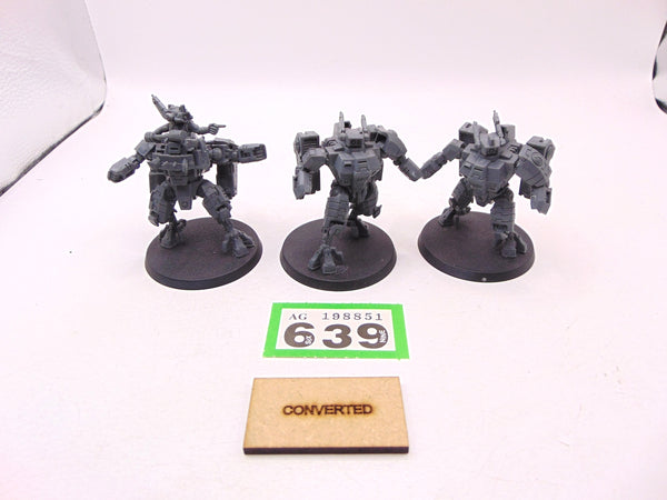 Looted Crisis Battlesuits