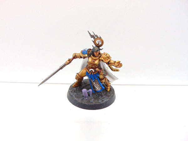 Knight Questor Larissa Shadowstalker