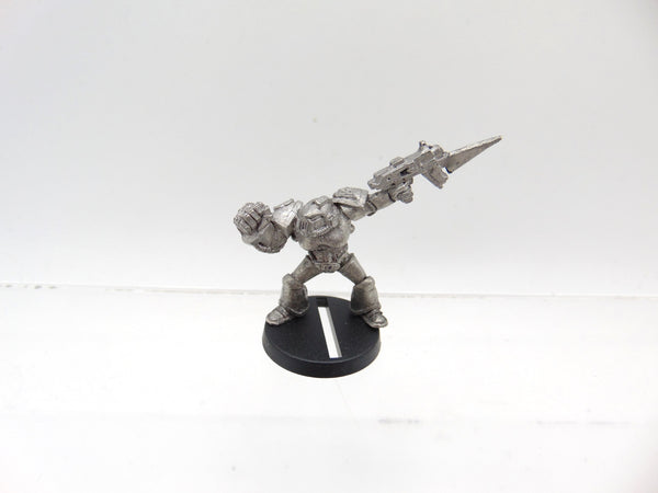 Marine with Powerglove & Bolter