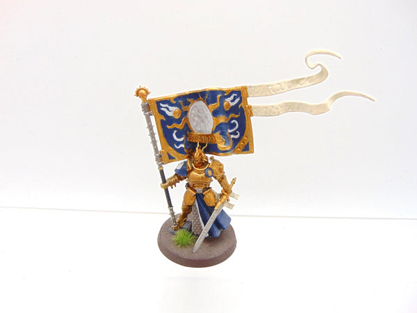 Knight Vexillor with Banner of Apotheosis